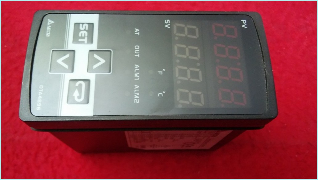 DELTA DTA4896V0 DTA4896 ISI KONTROL SIFIR KUTULU CİFT SIRA 4 HANELİ